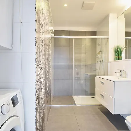 Rentplanet - Wschodnia Z Tarasem Appartement