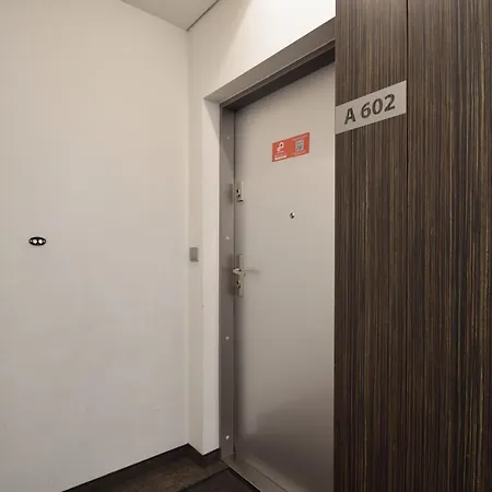 Rentplanet - Wschodnia Z Tarasem Appartement *