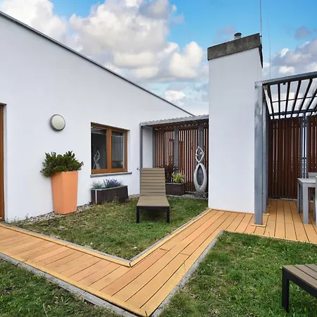 Rentplanet - Wschodnia Z Tarasem *
